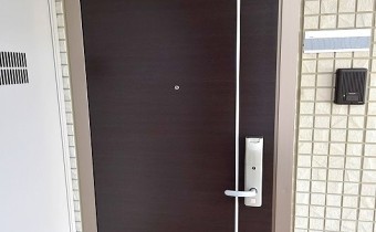 玄関ドア