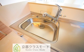 シャワー水柱付き
