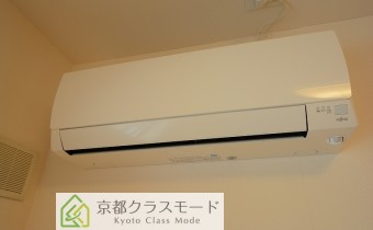 洋室4.6帖のエアコン