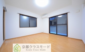 洋室8.1帖