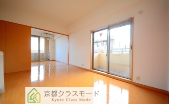 ※室内写真は1LDKタイプのものです。