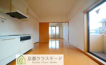 ※室内写真は1LDKタイプのものです。