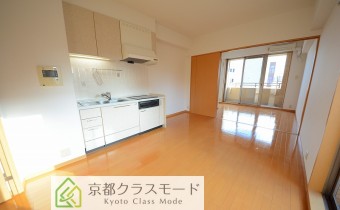 ※室内写真は1LDKタイプのものです。