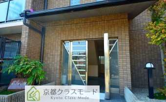 マンション玄関