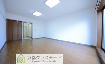 洋室15帖・別アングル