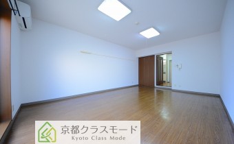 洋室15帖・別アングル