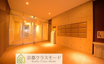 デザイナーズ風のお洒落なエントランス