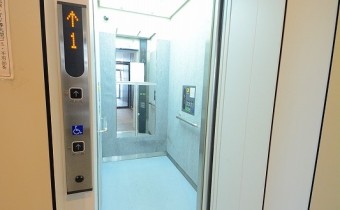 エレベーター
