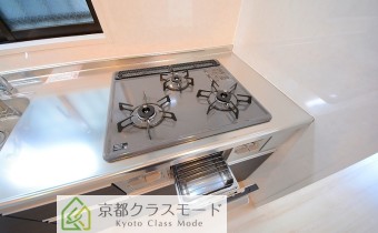 グリル付き・3口ガスシステムキッチン