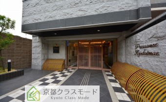 マンション・エントランス