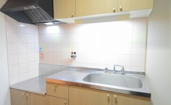 ※室内写真は同マンション内・別タイプの参考画像となります。