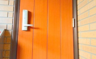 玄関ドア