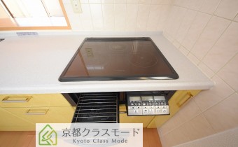 3口IHクッキングヒーター（グリル付き）
