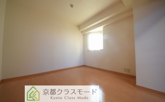 洋室7.3帖