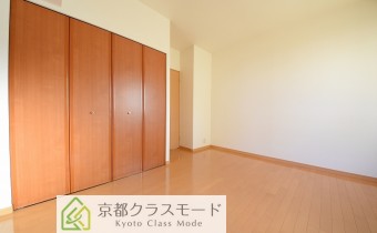洋室7.3帖