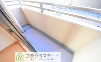 洋室7.3帖のバルコニー