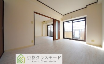 洋室6帖①・別アングル