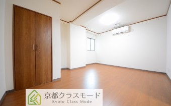 洋室7.5帖
