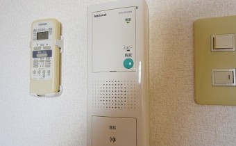インターホン