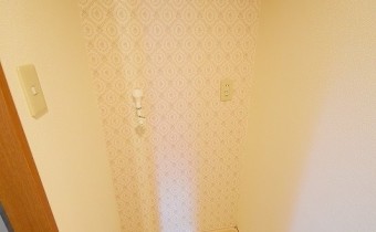 洗濯機置場　※同マンション内の別のお部屋のものです。参考としてご覧ください。