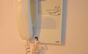 オートロック　※同マンション内の別のお部屋のものです。参考としてご覧ください。