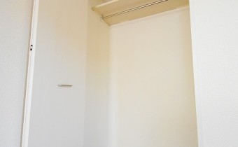 洋室5.2帖のクローゼット