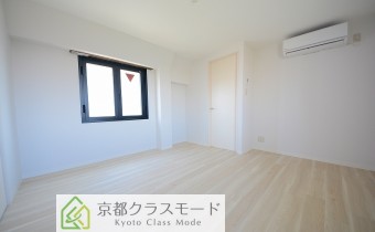 室内は新築レベルの綺麗さにリノベーションされています♪