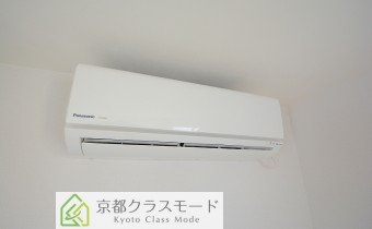 洋室8.2帖のエアコン