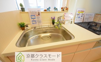 シャワー水柱付き