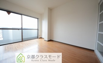 ※室内写真は同マンション内・別タイプの参考画像となります。