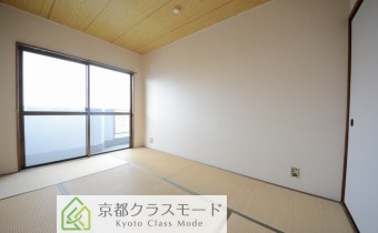 ※室内写真は同マンション内・別タイプの参考画像となります。