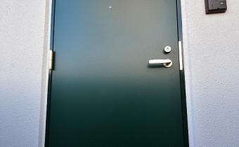 玄関ドア