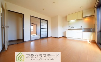 南東向きの明るいLDK9.1帖