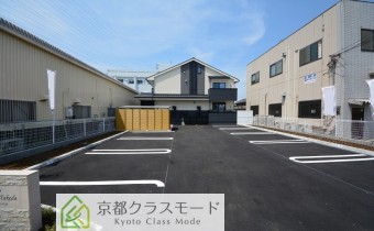 敷地内