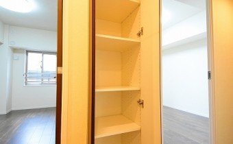 廊下の収納