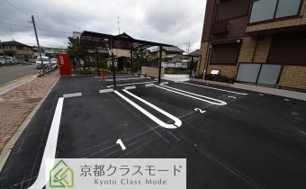 敷地内ガレージ