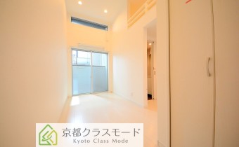 天井の高い開放的な住空間♪広ーい「ロフト付き」