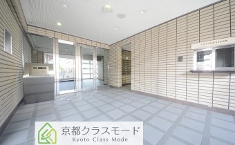 円尾ランス