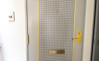 玄関ドア