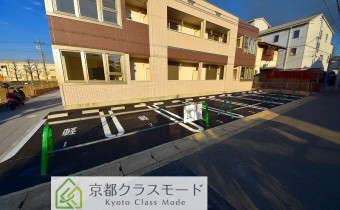 敷地内ガレージ