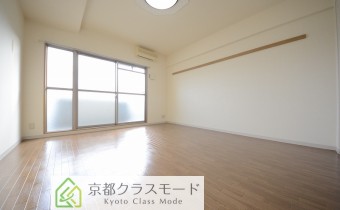 広々9.5帖「脱衣所タイプ」のセパレート♪「インターネット無料」です♪