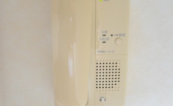インターホン