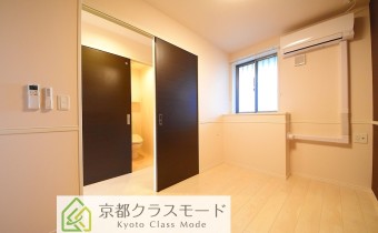 Room4