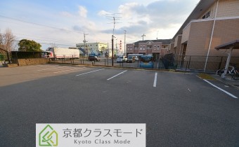 敷地内ガレージ