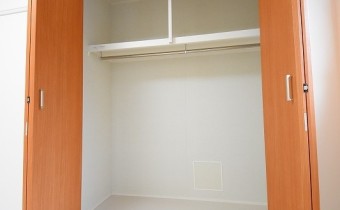 洋室7.2帖のクローゼット