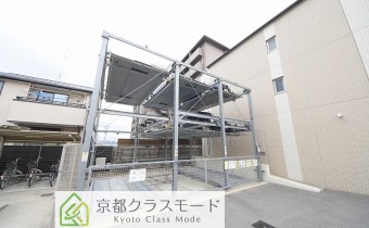 敷地内ガレージ（立体）