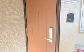 玄関ドア