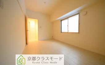 洋室7.4帖