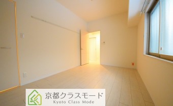 洋室7.4帖