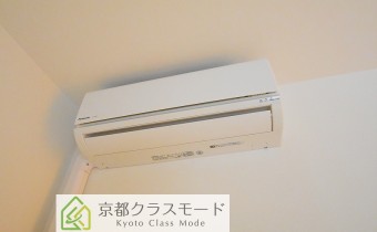 洋室7.4帖のエアコン